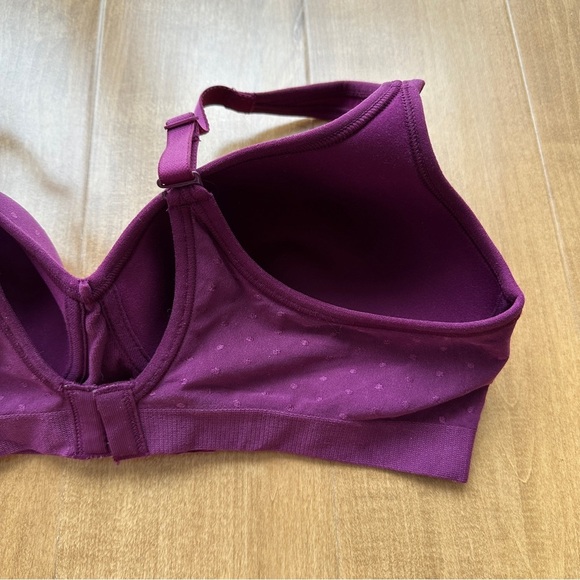 Beauty By Bali Women's Foam Wirefree Bra Size 38B - Plum Purple Polka Dot - Picture 9 of 16